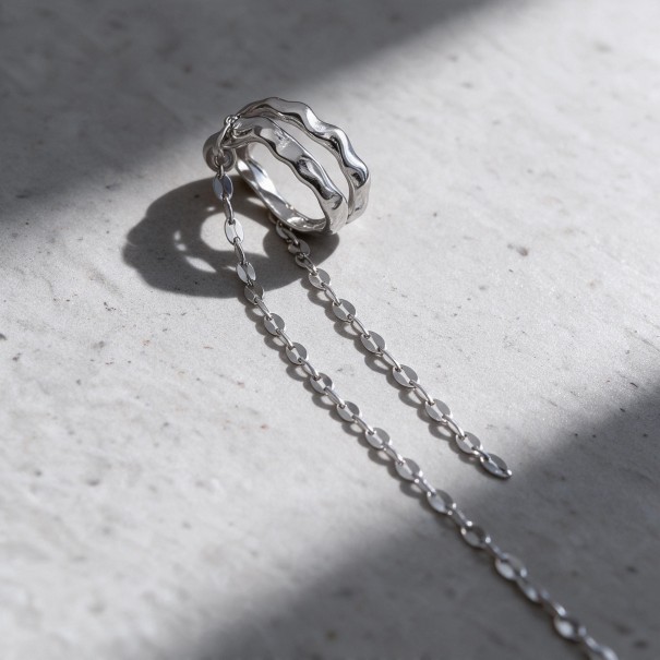 Cuff-uri pentru ureche fără piercing 1 buc Ear cuff cu lanțuri lungi Manșetă dublă ondulată pentru cartilaj Metal Culoare argintie pentru femei 1