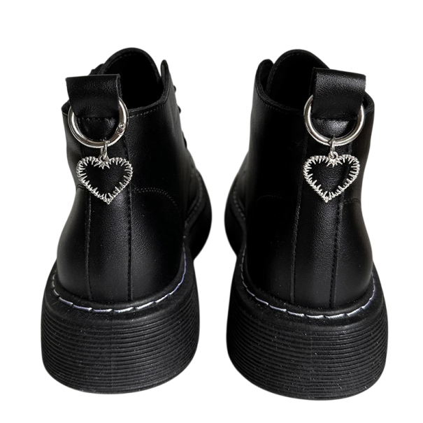 2 ks přívěsek na boty ostnaté srdce 24×24 mm kov stříbrná barva ozdoba na tkaničky stylový doplněk pro šněrovací obuv 1