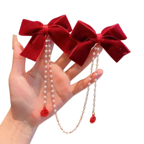 2 Pieces of Hair Clips with Red Chiffon Bows 10 x 8 cm Pearl Chain 30 cm with Red Pom Poms Elegant Hair Accessories 1
