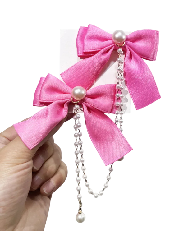 2 stuks haarspeldjes met chiffon strikken en parels Elegante parelketting 30 cm Stijlvolle haaraccessoires Delicate haarstrikken donkerroze