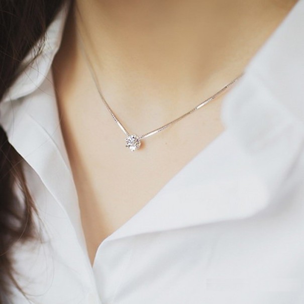 Damhalsband med kristall M82 1