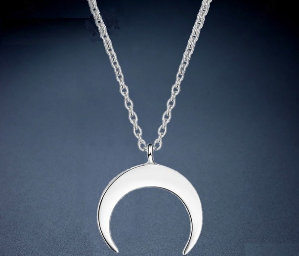 Månhalsband för kvinnor 1