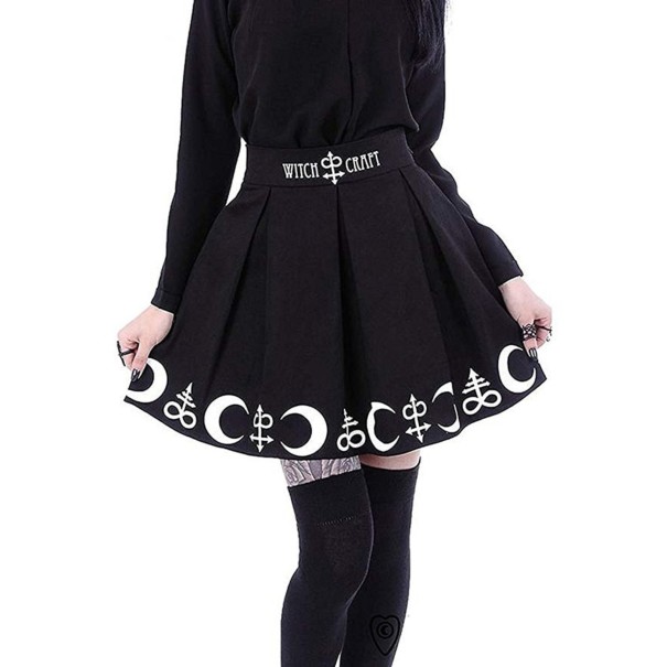 Damgotisk plisserad kjol svart Längd ovanför knäna Vit tryck av halvmånar och ockulta symboler i nederkant Bred midja med text Polyester XXL
