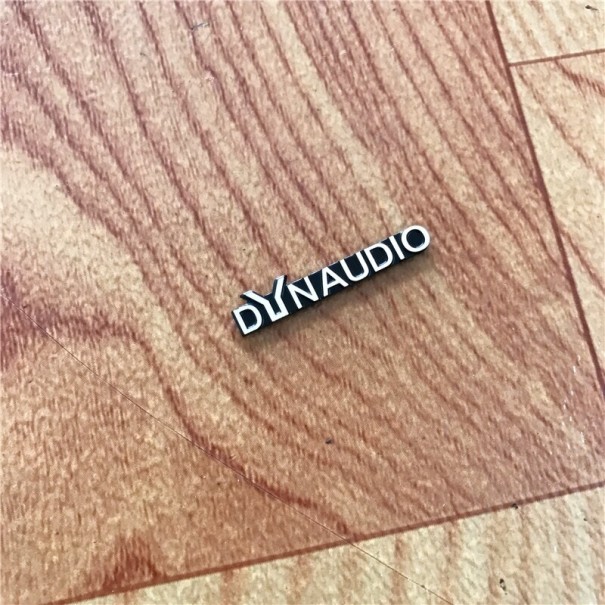 3D auto sticker dynaudio 4 stuks 2