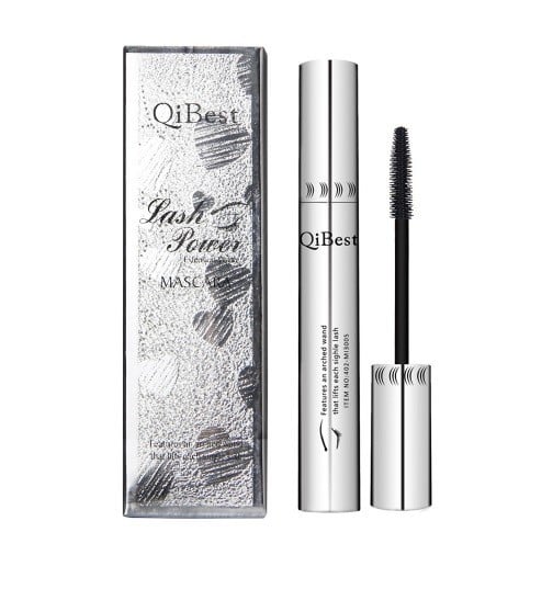 3D vandafvisende mascara til naturligt lange vipper og volumen Lang holdbarhed Tæt børste til nem påføring Skinnende sølvfarvet tube 1