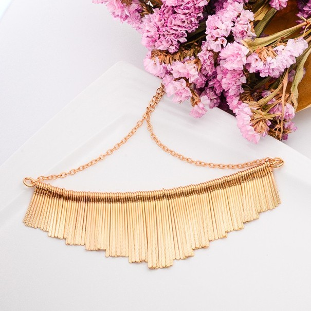 Extravagant damhalsband J1926 guld