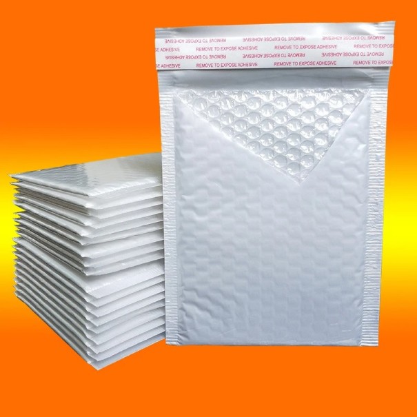 50er Set Luftpolstertaschen 11 x 15 cm Selbstklebende Schutzumschläge für den sicheren Versand zerbrechlicher Güter 1