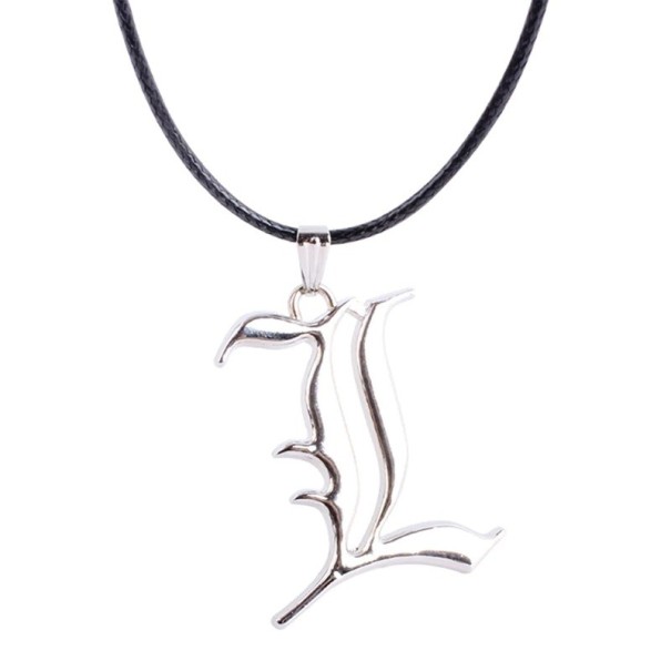 Halsband med bokstaven L 1