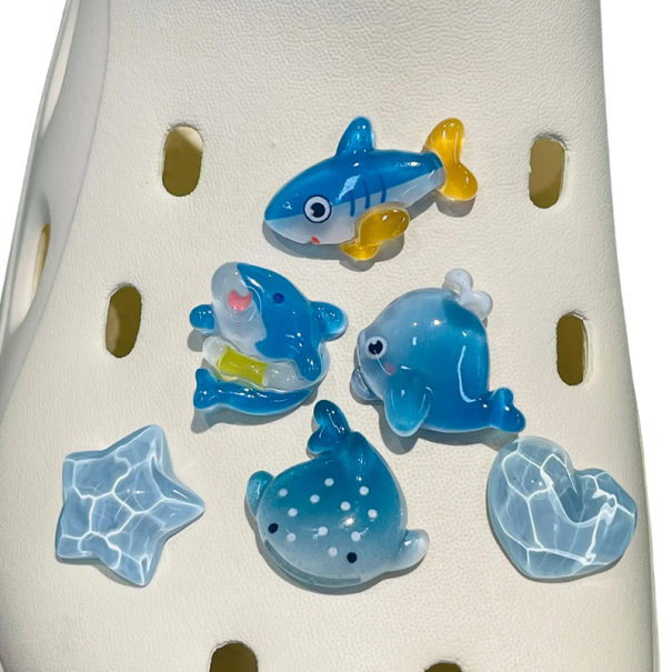 6 bucăți decorațiuni pentru crocsy 3D motiv marin albastru pește 2–3 cm rășină accesorii pentru încălțăminte animale acvatice charms 1