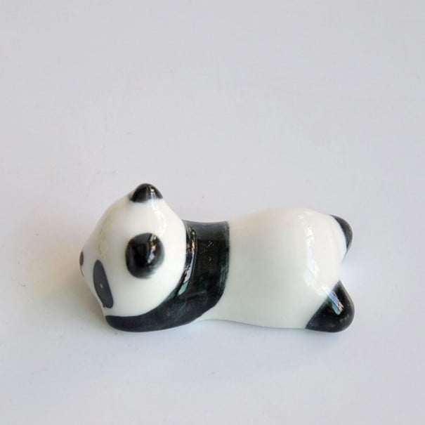 Soporte para palillos con forma de panda 3