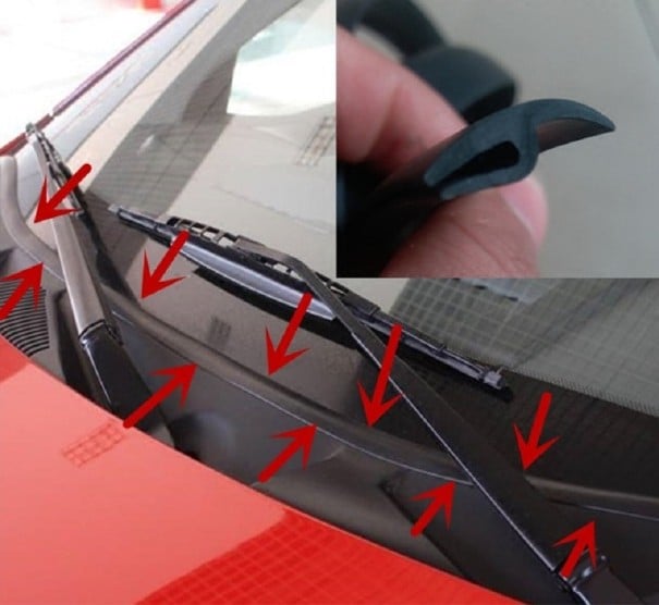 Těsnicí lišta čelního skla pro Mitsubishi 1