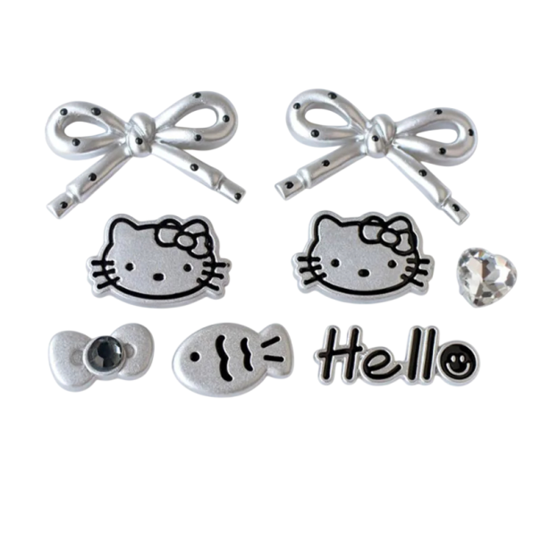8 pcs decoração para crocs laços Hello Kitty peixinho e inscrição prateado preto conjunto de adornos para calçado com fácil fixação 1