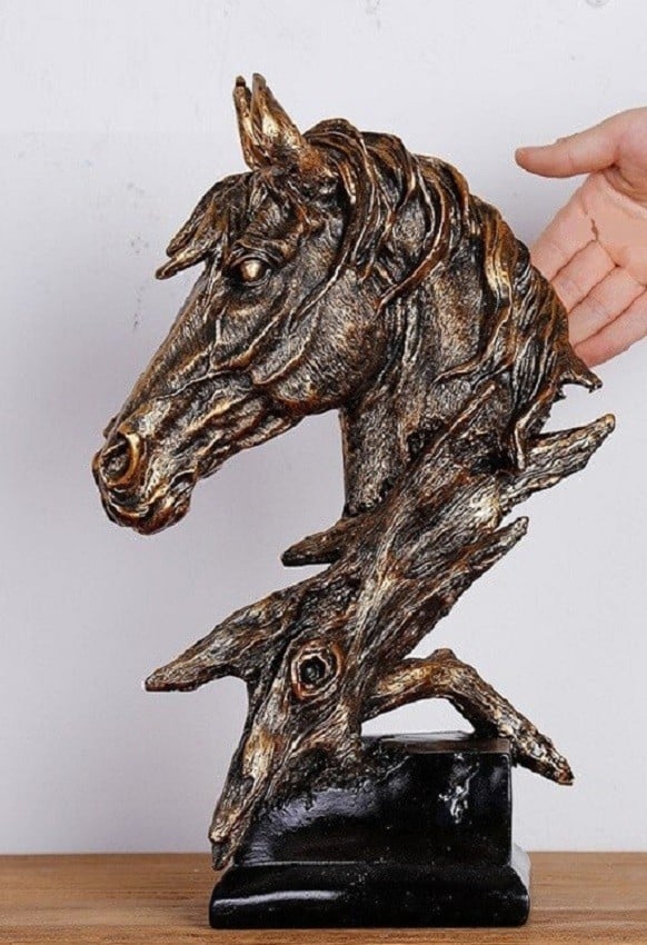 Häststaty 42 cm 1