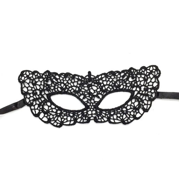 Masque en dentelle V142 1