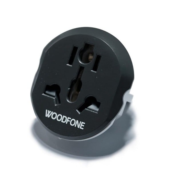 Adattatore da viaggio universale K1106 nero