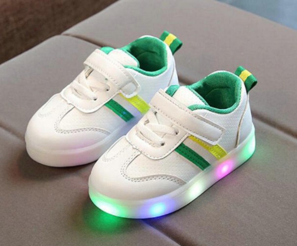 Adidași strălucitori pentru copii A363 verde 26