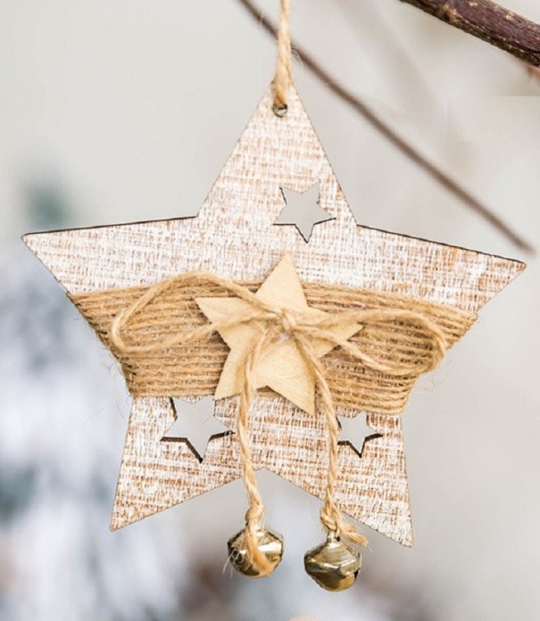 Adorno navideño de madera 3