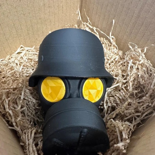 Anhängerkupplungs-Kugelabdeckung Gasmaske mit Helm 8,5x11 cm Schutz und Dekoration für Auto Anhänger SUV Pickup gelb