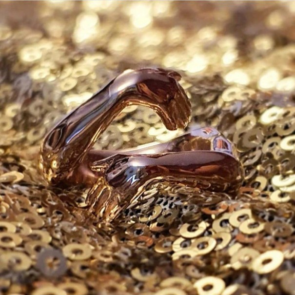 Anillo de abrazo para mujer rosa viejo