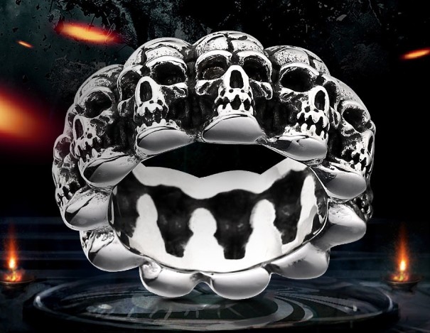Anillo de calavera para hombre 10