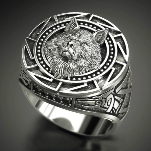 Anillo de hombre con lobo 11