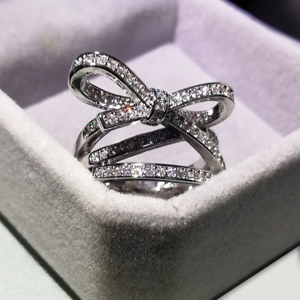 Anillo de mujer con lazo 7