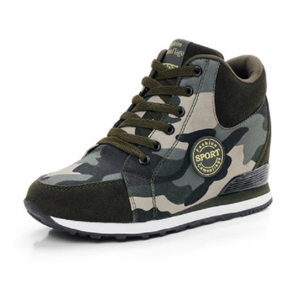 Ankelsneakers för kvinnor med militärt mönster 39