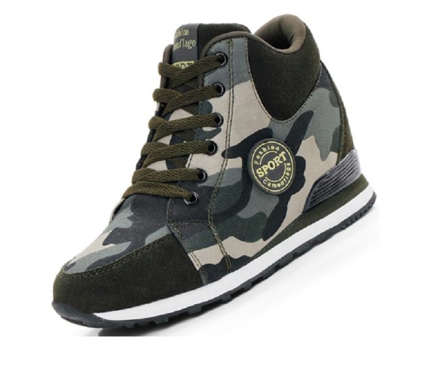 Ankelsneakers för kvinnor med militärt mönster