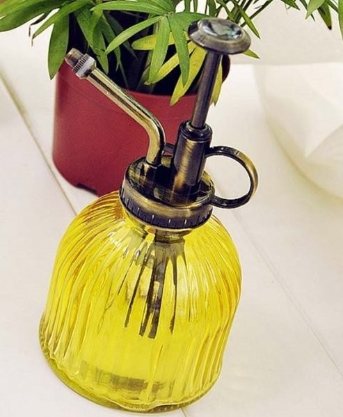 Antik vintagefärgad vattenkanna J2264 gul