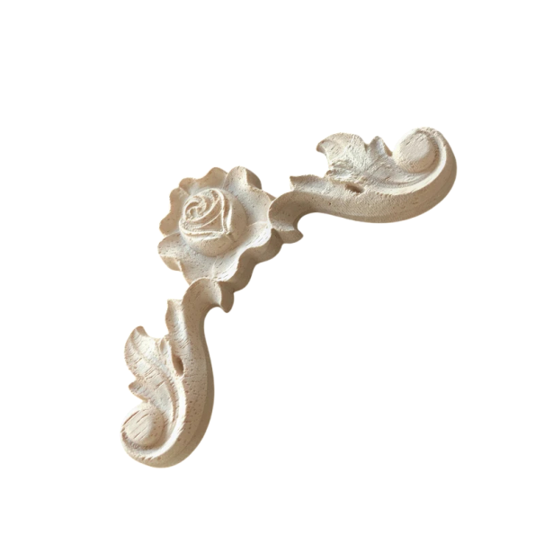 Aplicație colțară din lemn sculptată cu motiv de trandafir 6 × 6 cm lemn masiv decor natural deschis pentru mobilier colțuri de dulapuri și comode 1