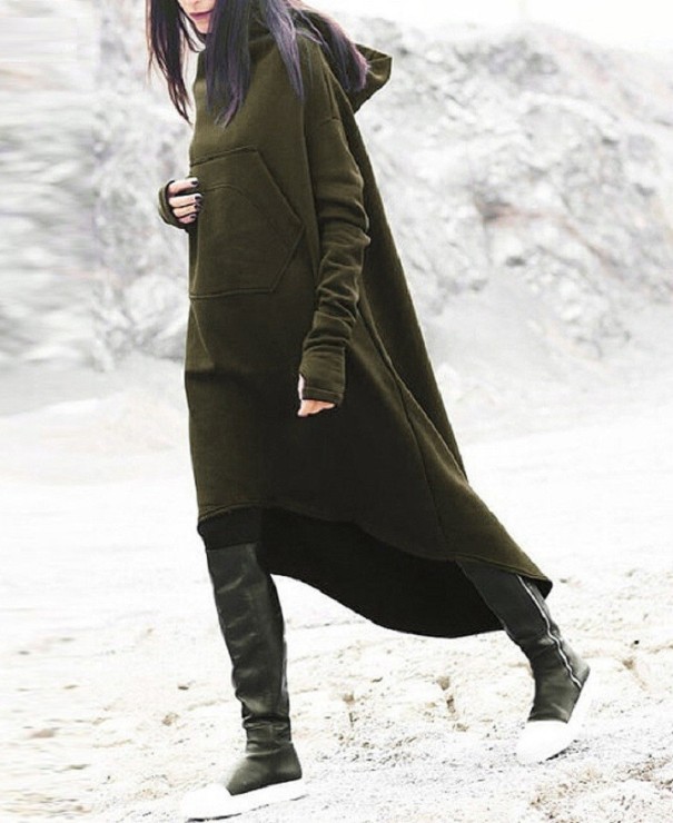 Asymmetrisk sweatshirtklänning