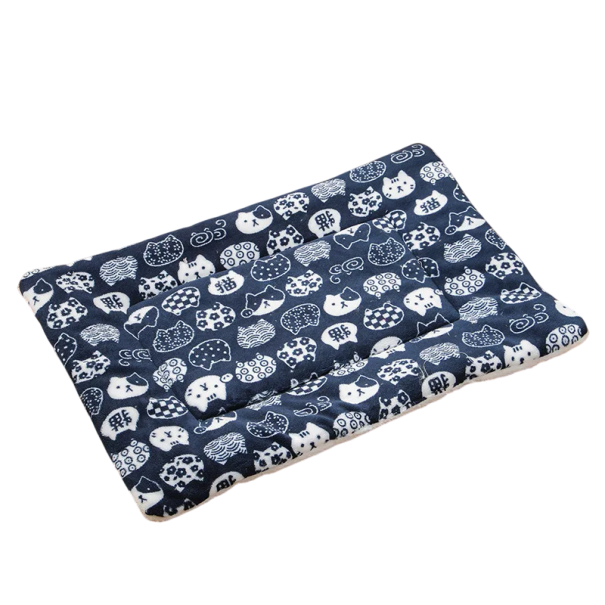 Atmungsaktive Fleece-Schlafmatte für Katzen 32 x 25 cm Weiche blaue Matte mit weißem Katzenmotiv Bequemer Platz zum Ausruhen 1