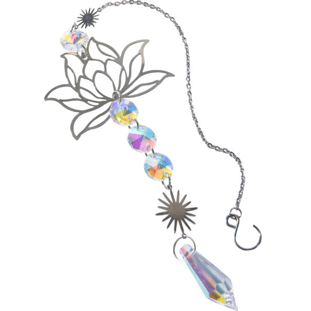 Attrape-soleil suspendu 43 cm avec cristaux et fleur de lotus Reflet arc-en-ciel Décoration de fenêtre Style méditation Feng Shui argenté