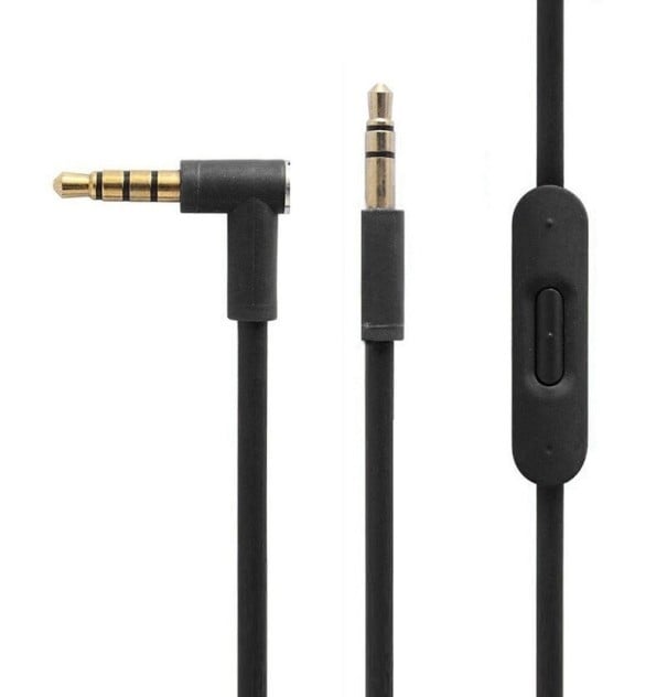 Audio kaapeli mikrofonilla ja ohjaimella Beats-kuulokkeille Kaksi 3,5 mm:n liitintä Äänenvoimakkuuden ja musiikin toiston musta