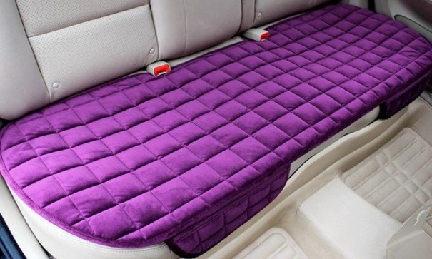 Auton takaistuinten suojapeite violetti