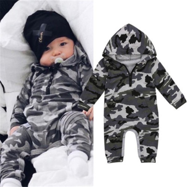 Baby camouflage jumpsuit
