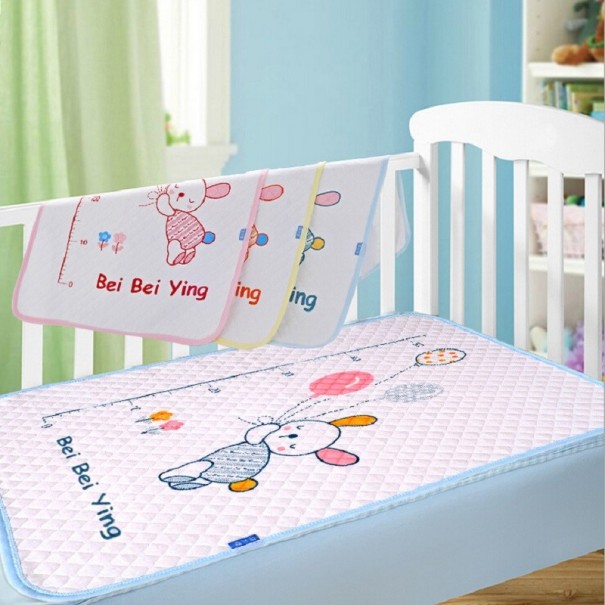 Babymat voor wieg