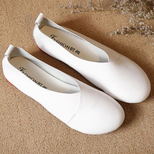 Ballerines en cuir pour femmes Grace J2374 blanc 41
