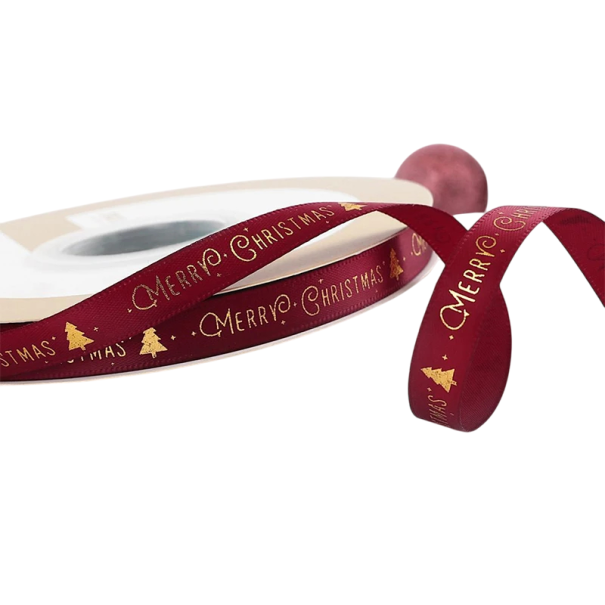 Bandă decorativă de Crăciun 1 cm x 5 metri vinovată cu motivul zâmbitor Merry Christmas Vesele Crăciun și brăduți pentru ambalarea cadourilor burgundy