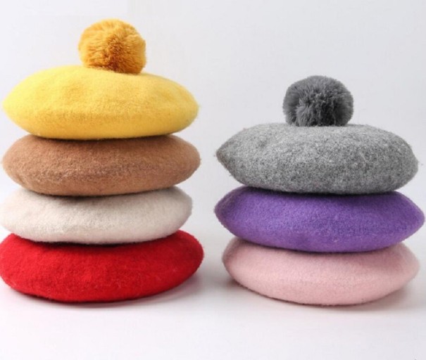 Barnbasker med pompom