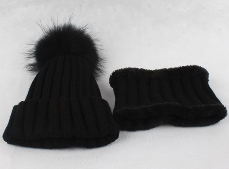 Barnhatt i fleece med halsduk J3282
