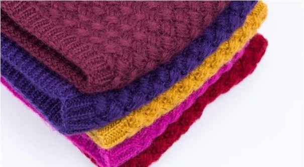 Barnscarf i ull J3288