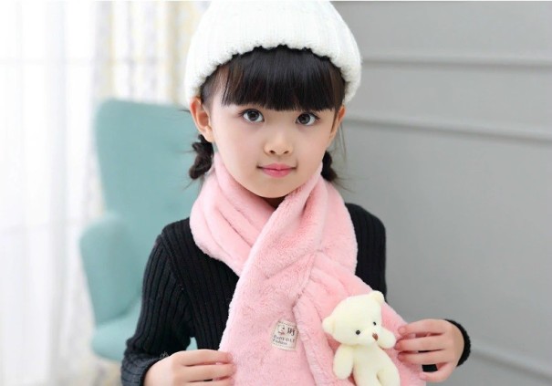 Barnscarf med nalle J1864 rosa