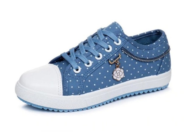 Baskets à pois pour femmes avec pendentif J1180 bleu clair 36