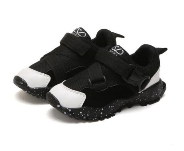 Baskets modernes pour enfants A2400 noir 24,5