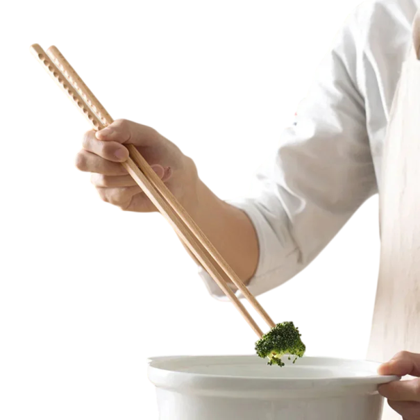 Bâtonnets de cuisine en bois 33 cm Bâtonnets japonais en bois extra longs Bâtonnets antidérapants pour la cuisson des nouilles et la friture 1