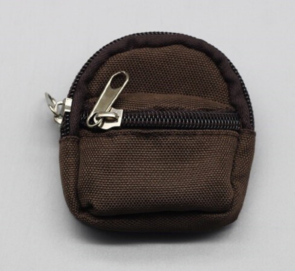 Batôžtek pre bábiku Barbie tmavo hnedá