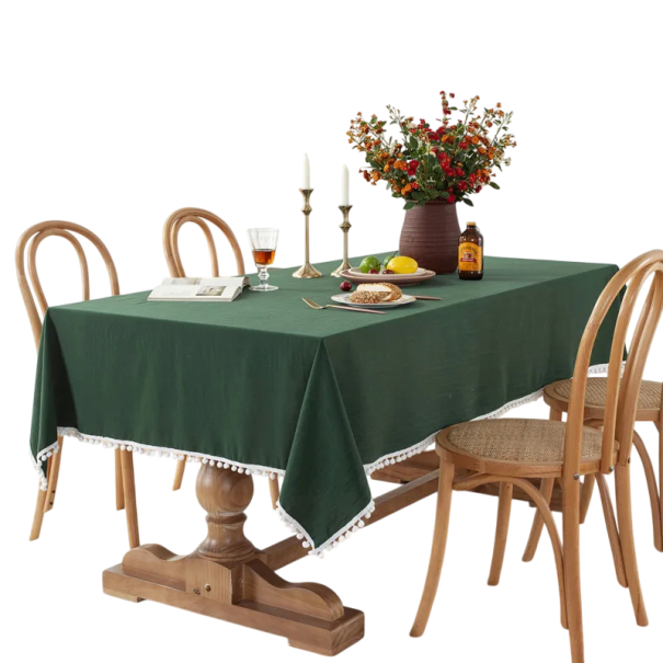 Baumwolltischdecke mit dekorativen Kugelquasten 140 × 180 cm Waschbare genähte Tischdecke für den Esstisch für Hochzeitsfeiern, Partys, Bankette grün