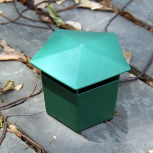 Beer Trap for Slugs H957 1