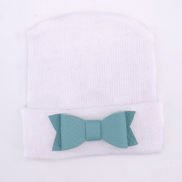 Béret blanc pour enfant avec nœud turquoise